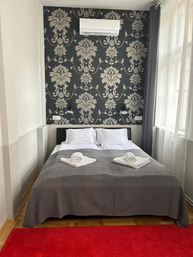 Fullmoon Apartments 2 Σέγκεντ Εξωτερικό φωτογραφία